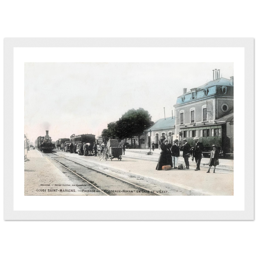 Saint-Mariens - "Passage du Bordeaux-Royan" - En gare de l'état