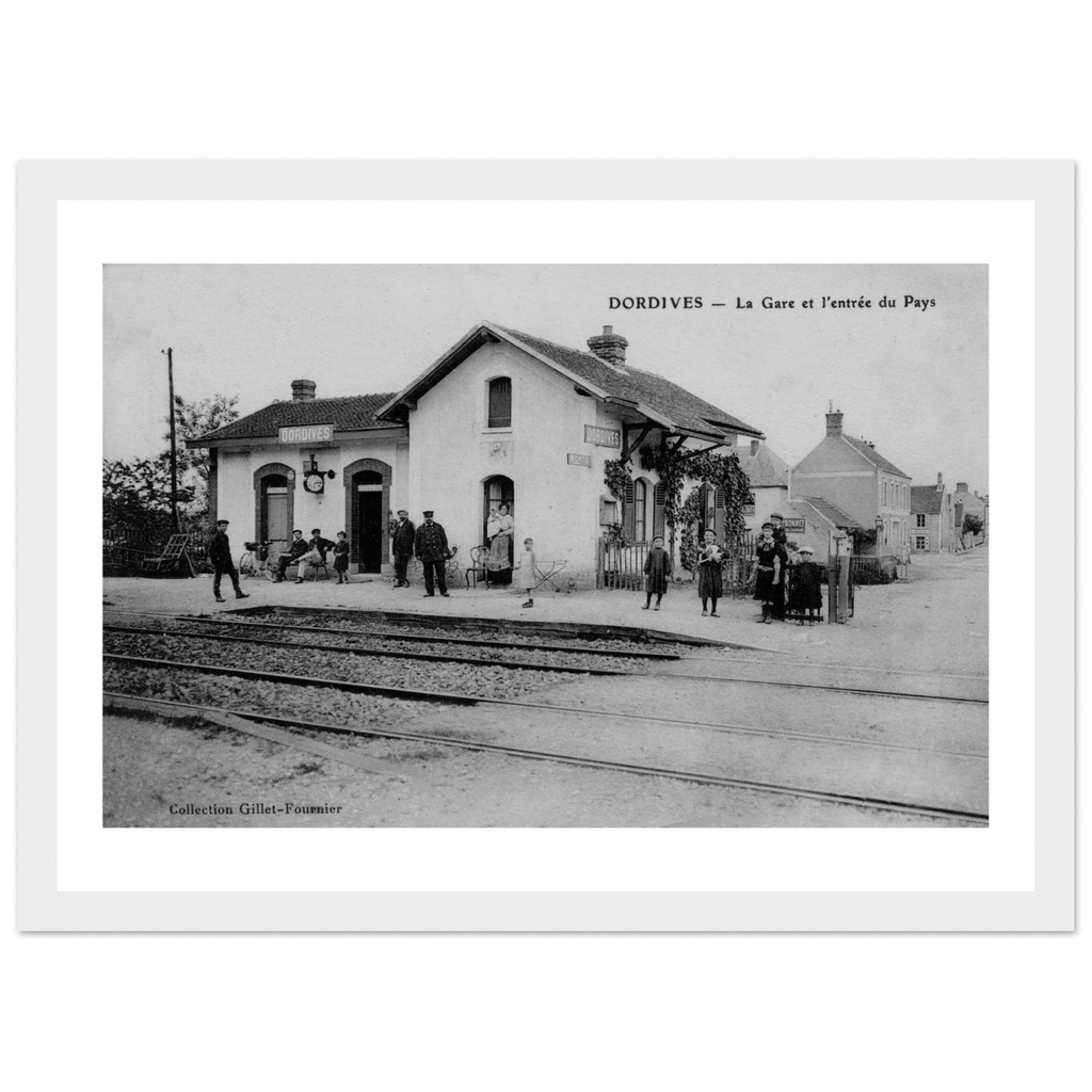 Dordives - La Gare et l'entree du Pays
