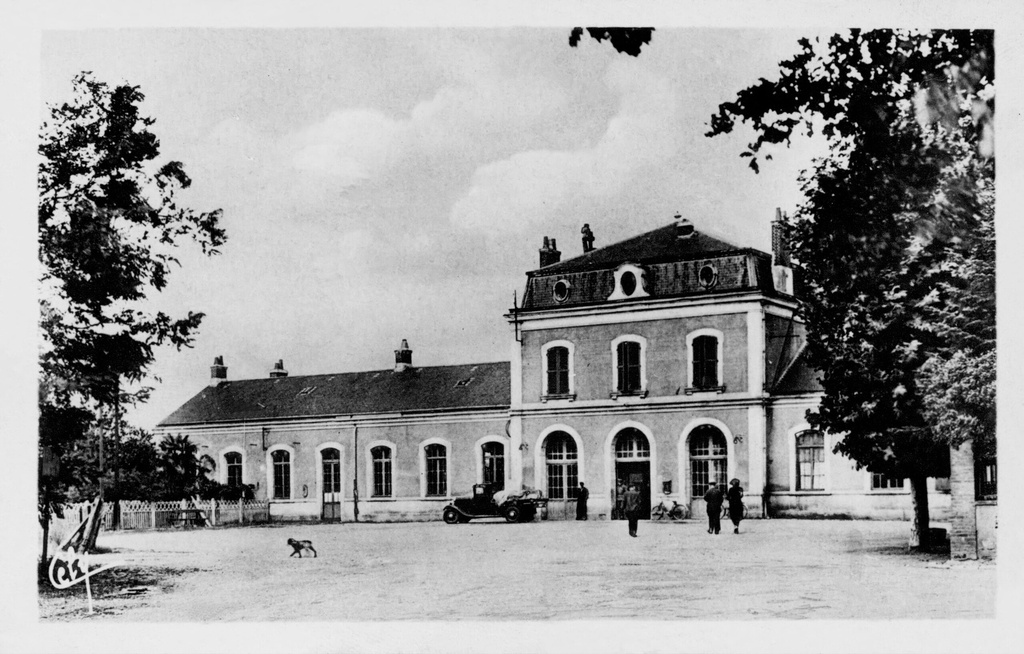 Saint-Amand-Montrond - La Gare