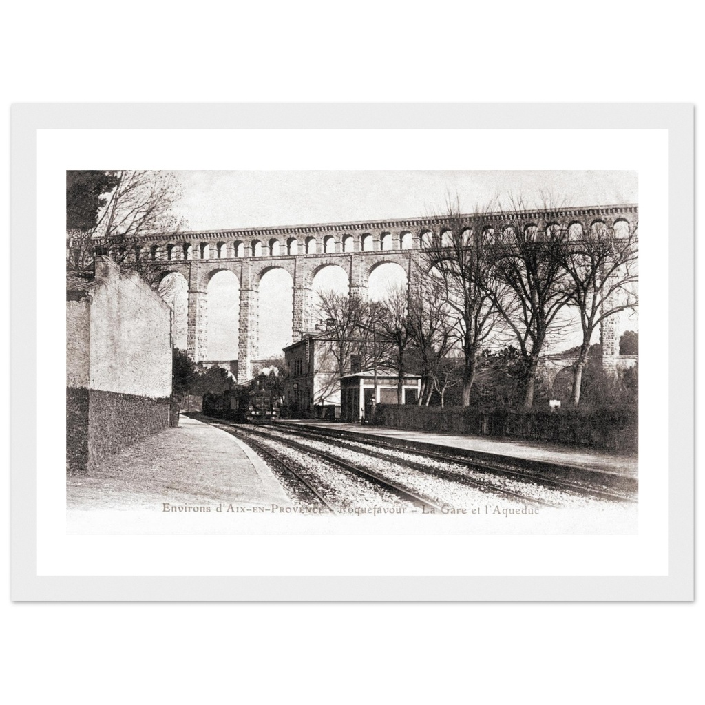 Roquefavour- Bouches du Rhone - PACA - France La Gare et l'Aqueduc