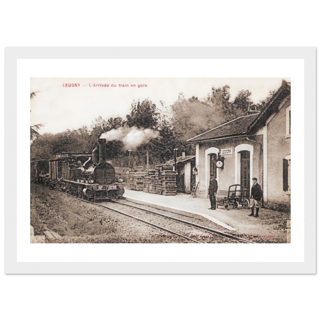 Leugny - Arrivée du train en gare