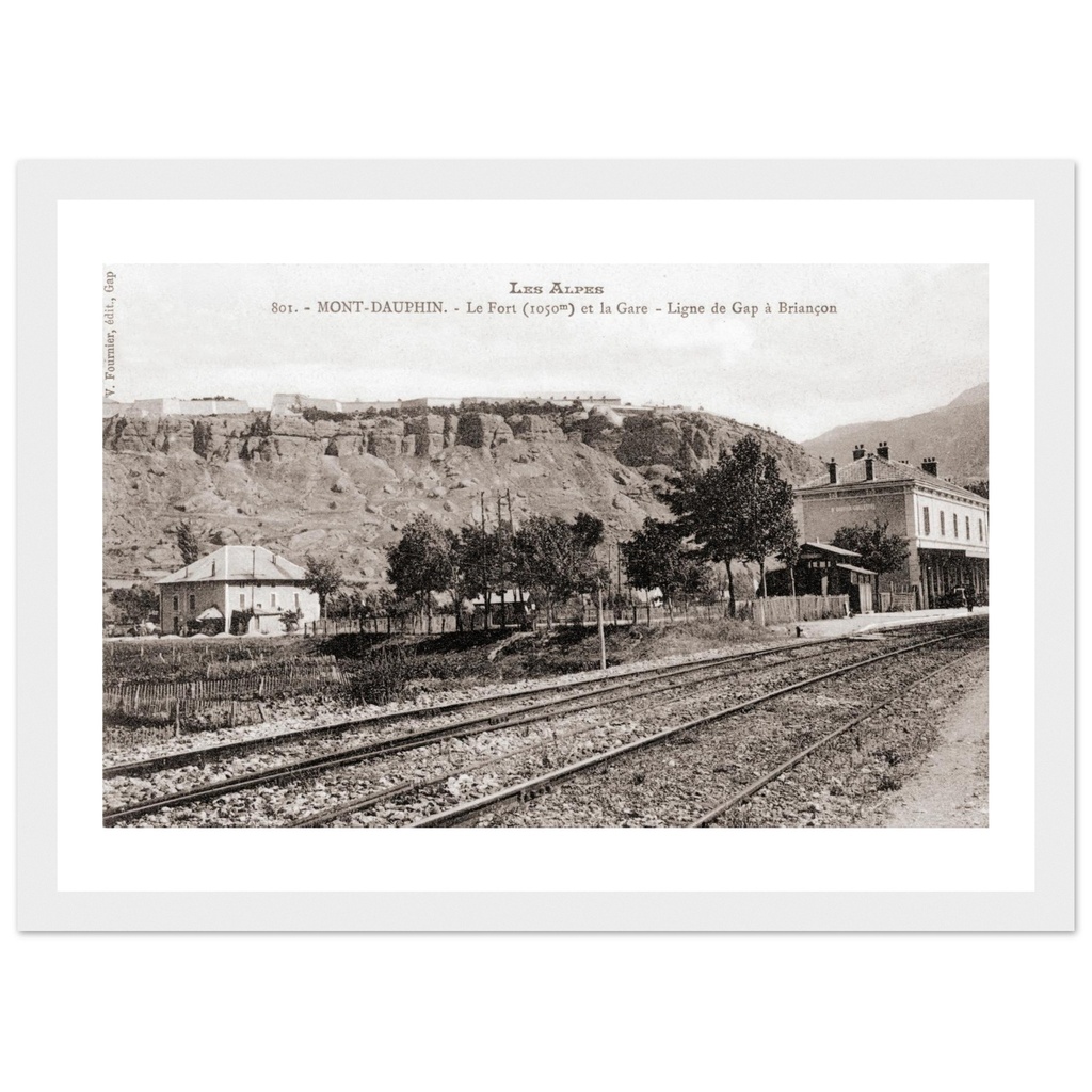 Montdauphin - Le Fort (1050) et la Gare - Ligne de Gap a Briancon
