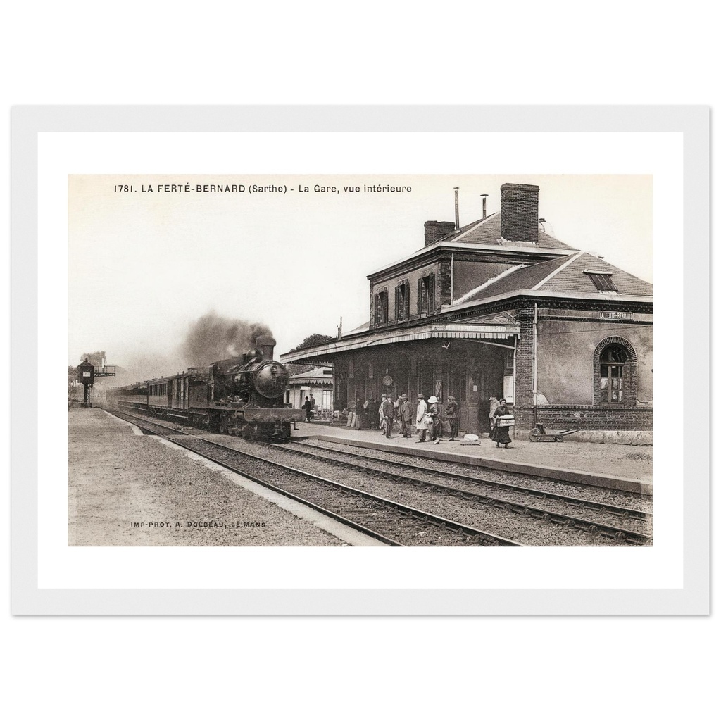 La Ferte-Bernard (Sarthe) - La Gare, vue interieure