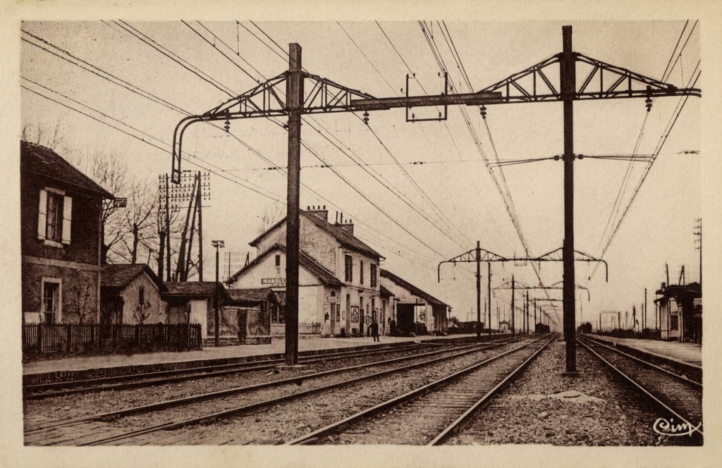 Marolles-en-Beauce - La Gare
