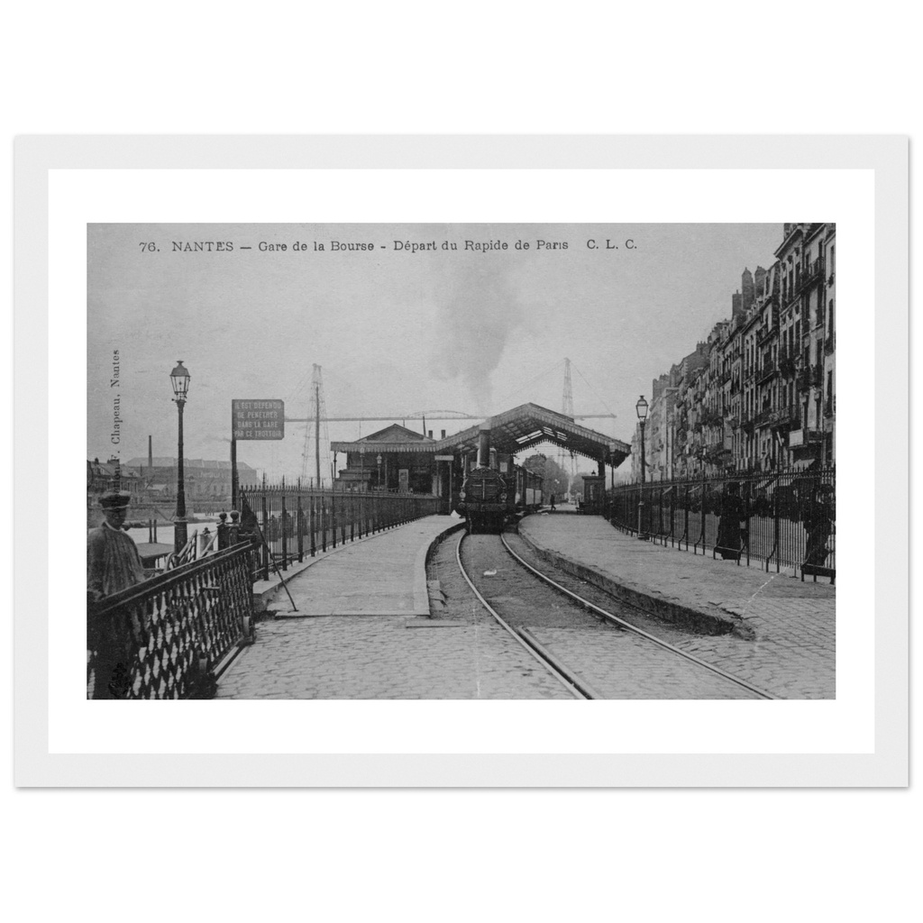 Nantes - Gare de la Bourse - depart du rapide Paris,