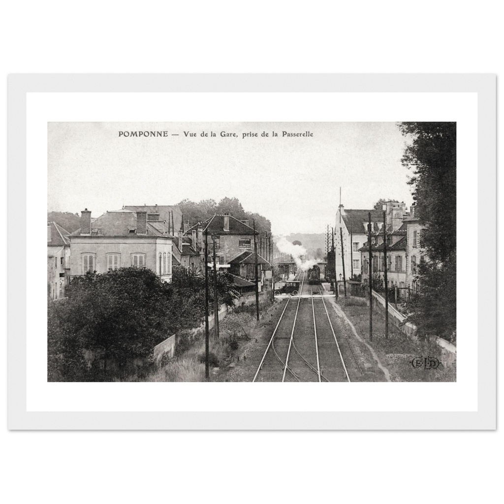 Pomponne - Vue de la Gare, prise de la Passerelle