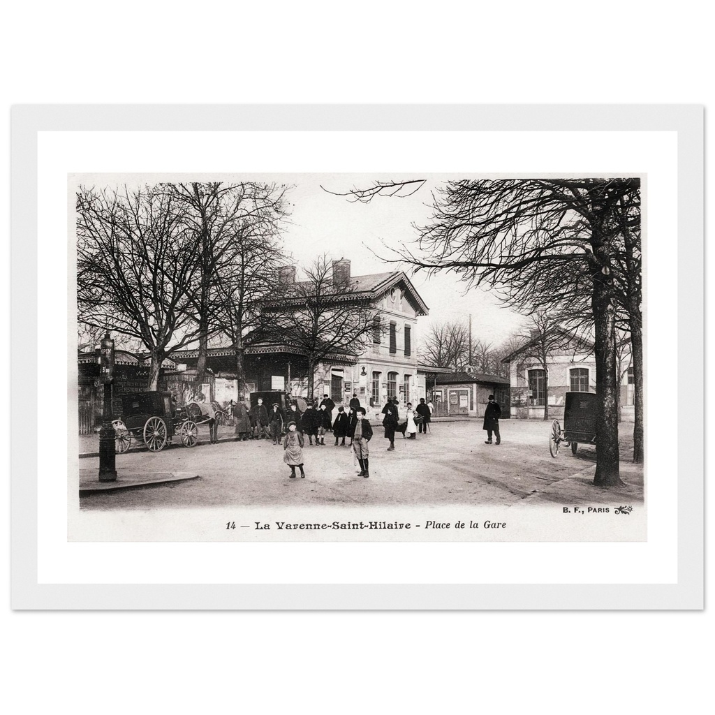 La Varenne-Saint-Hilaire - Place de la gare V1