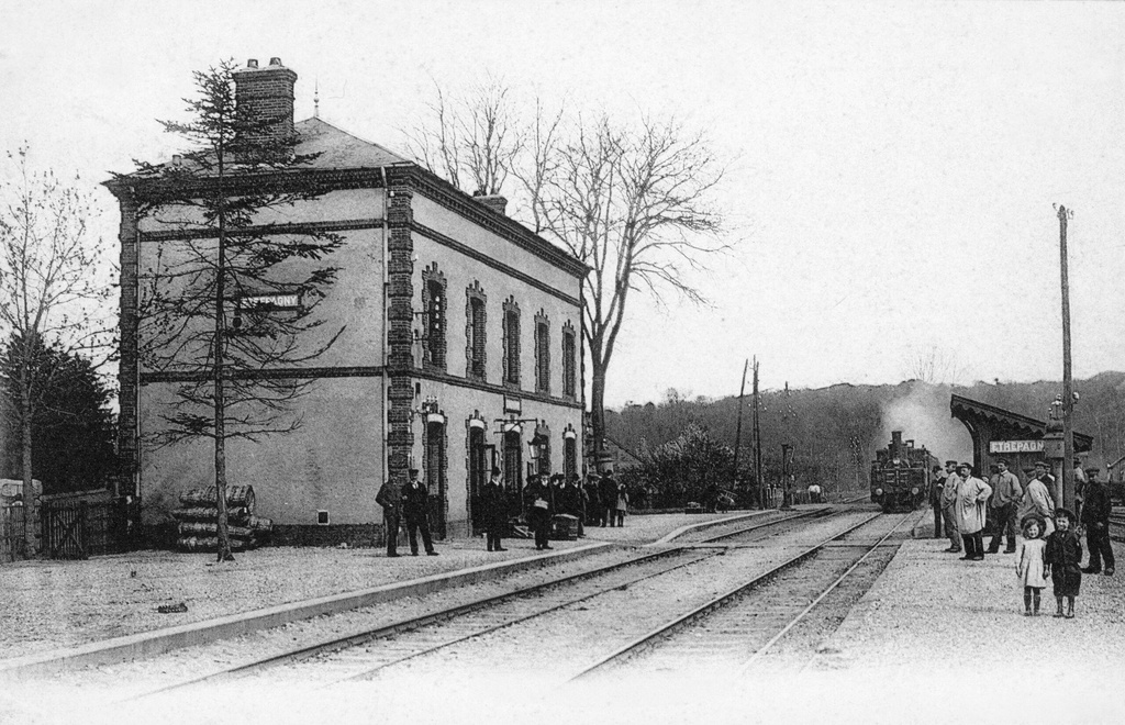 Étrépagny - La Gare