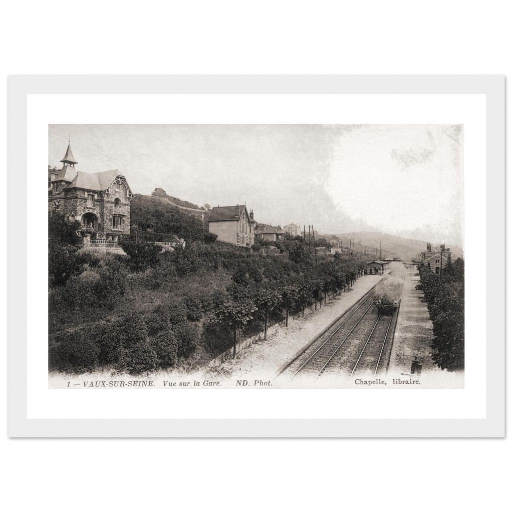 Vaux sur Seine - Vue sur la gare
