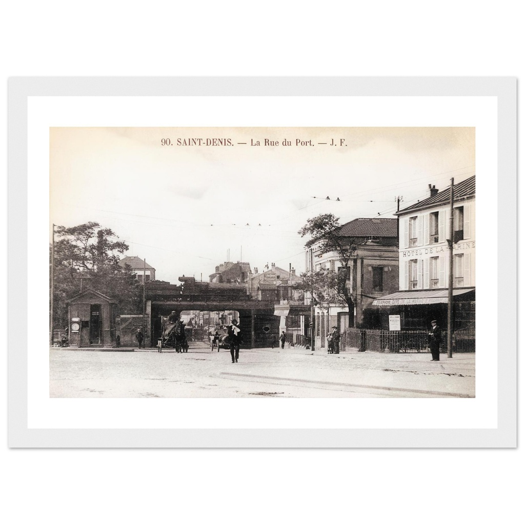 Saint Denis- La rue du port