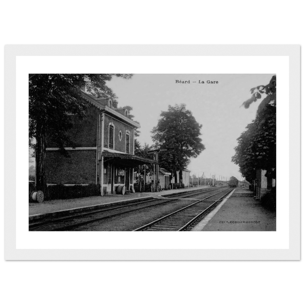 Beard - Bourgogne - Nievre - France    La Gare
