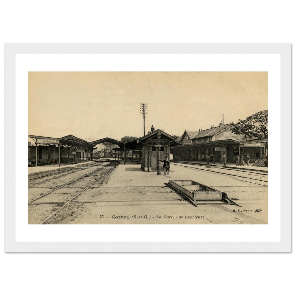 Corbeil (S et O) - La Gare vue interieure