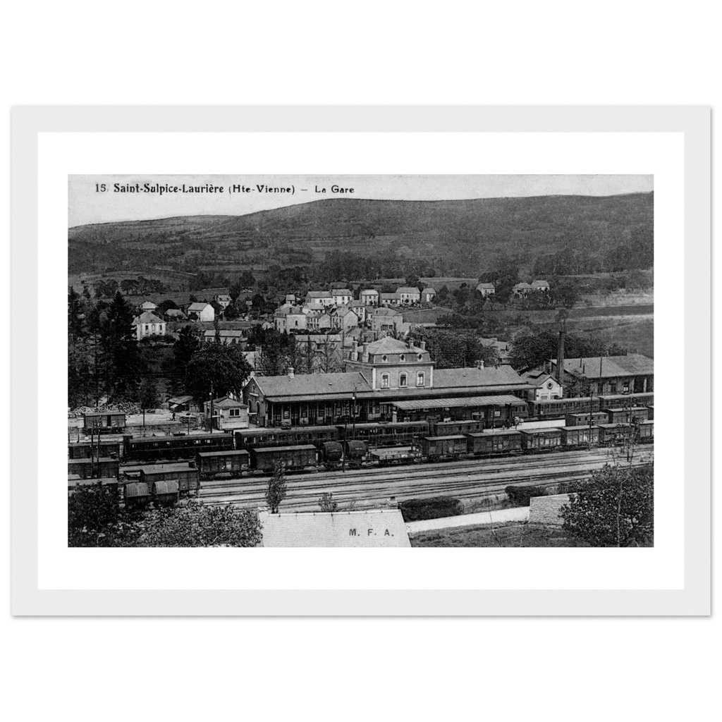 Saint-Sulpice-Laurière - La Gare