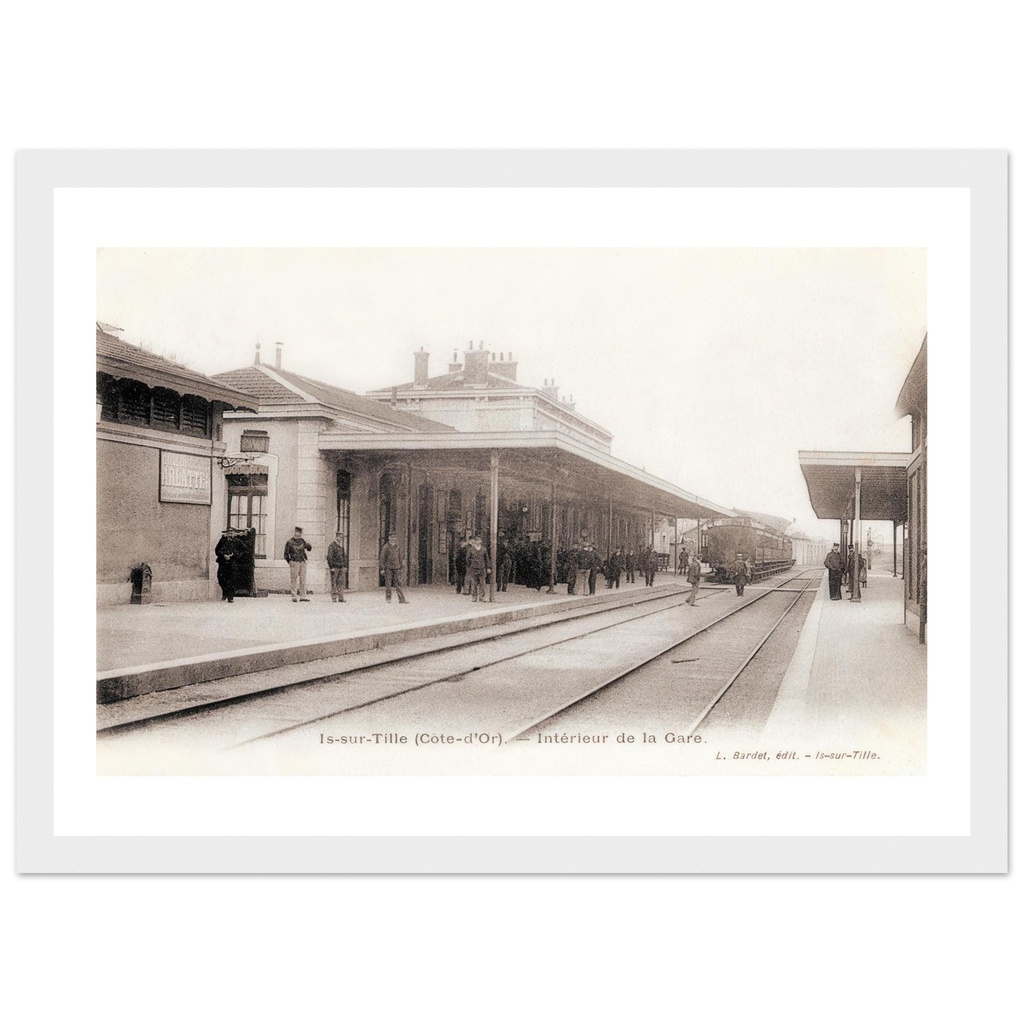 Is-Sur-Tille  (Cote d'or) -Interieur de la gare