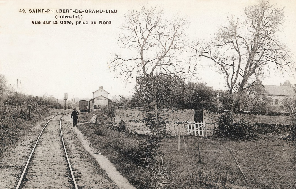 Saint-philibert-de-grand-lieu  -Vue sur la gare prise au nord