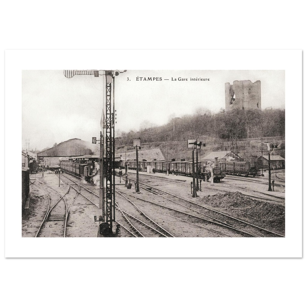 Etampes - La Gare interieure