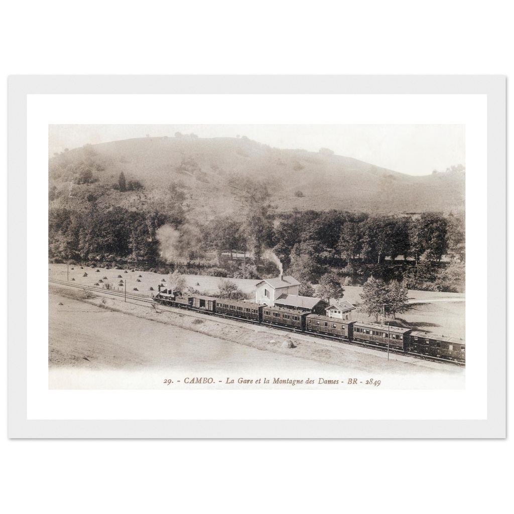 Cambo - La Gare et la montagne des Dames