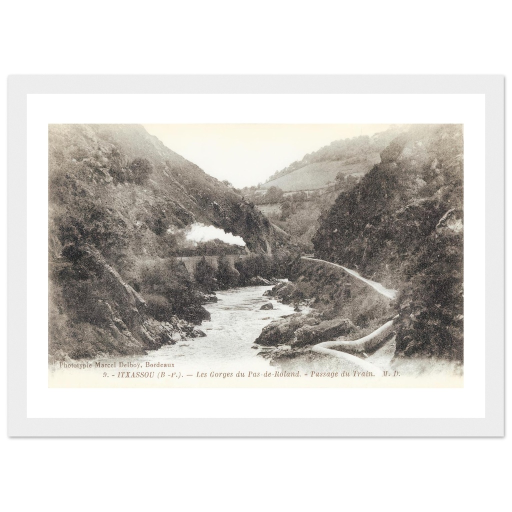 Itxassou - Les Gorges du Pas de Roland - Passage du Train