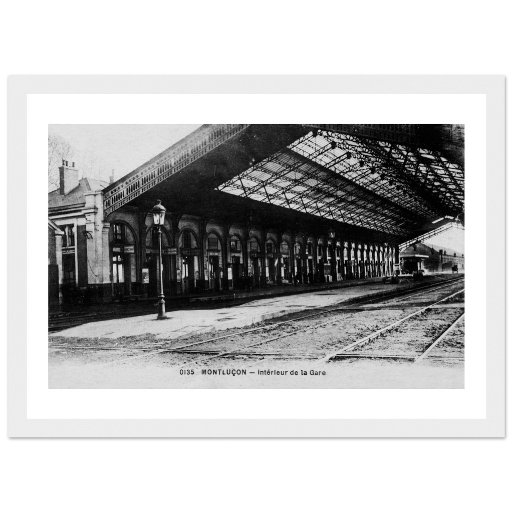 Montlucon - Interieur de la gare