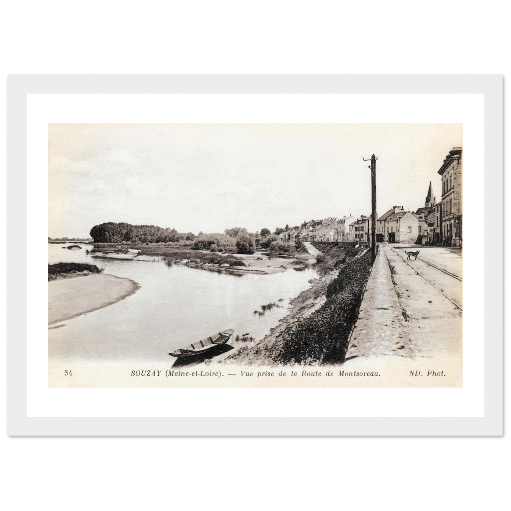 Souzay (Maine-et-Loire) -Vue prise de la route de Montsoreau
