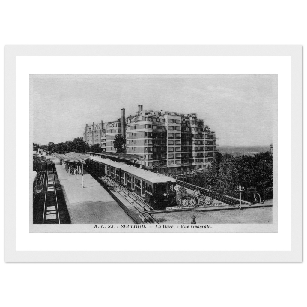 St Cloud - la gare vue generale