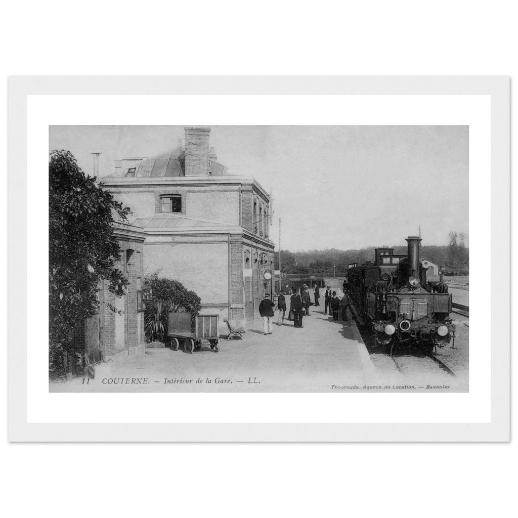 Couterne - La Gare - Interieur de la Gare