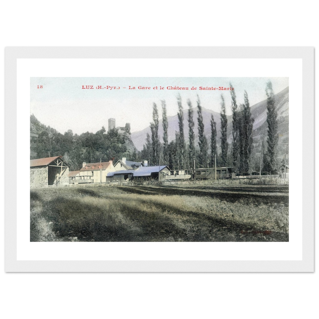 Luz - La gare et le chateau de St Marie