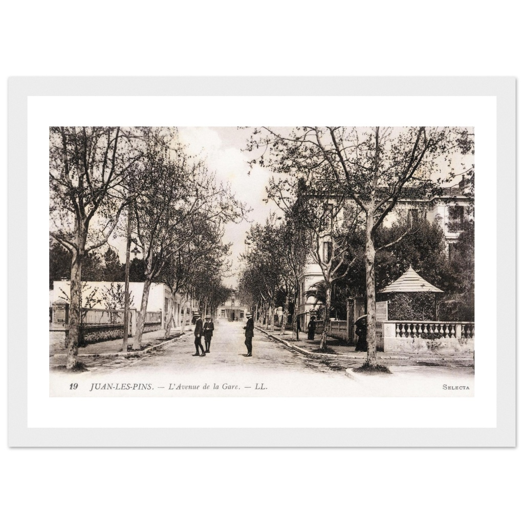 Juan les Pins - L'avenue de la Gare