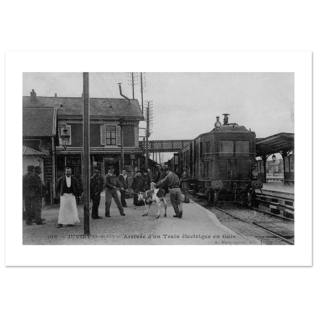 Juvisy (S et o) - Arrivee d un Train en Gare