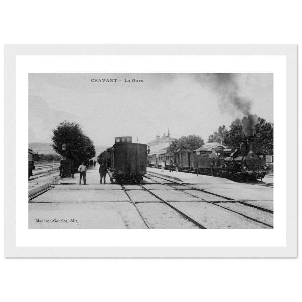 Cravant - La Gare