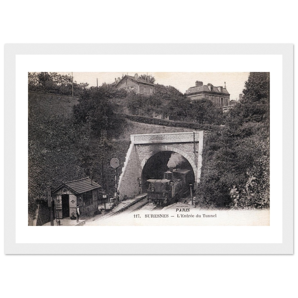 Gare de Suresnes, l'entree du Tunnel