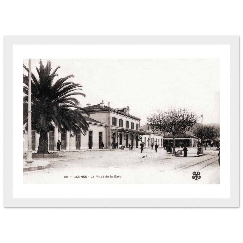 Cannes - La Place de la Gare