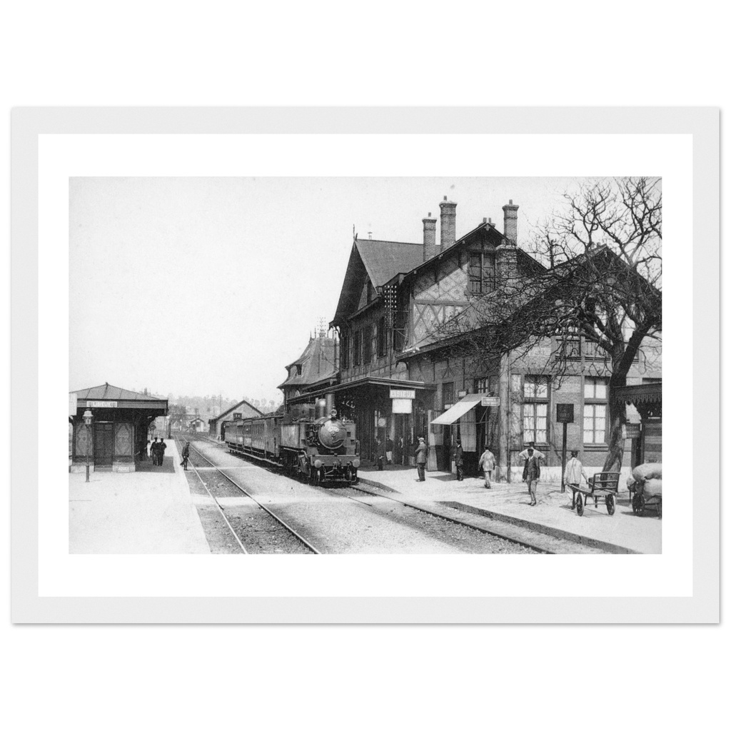 Lisieux - La Gare Ligne de Paris Cherbourg