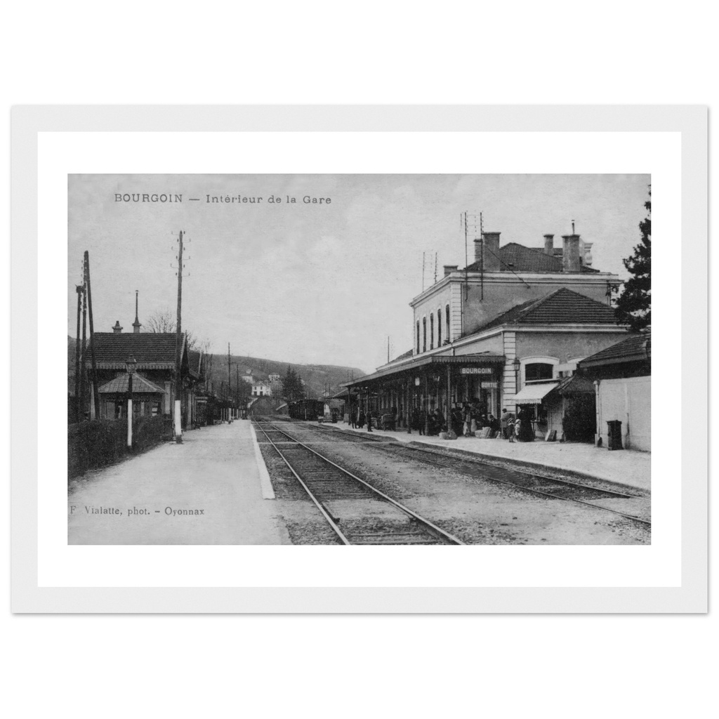 Bourgoin - Interieur de la gare