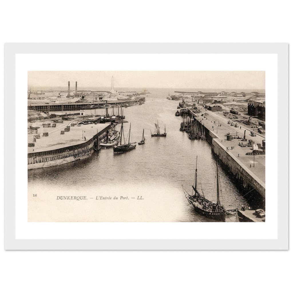 Dunkerque-l'entree du port