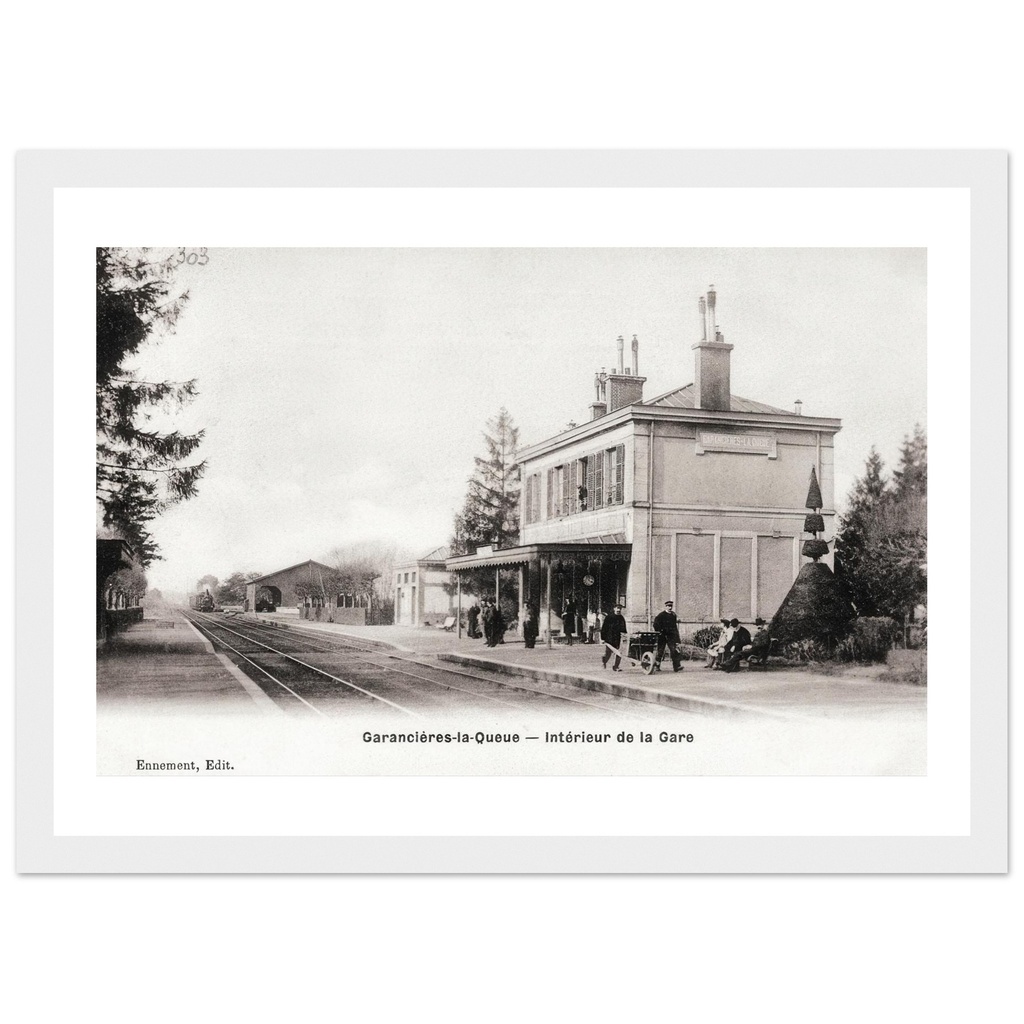 Garanciere -la-Queue - Interieur de la Gare