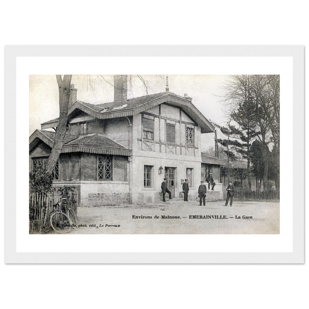 Emerainville - La Gare