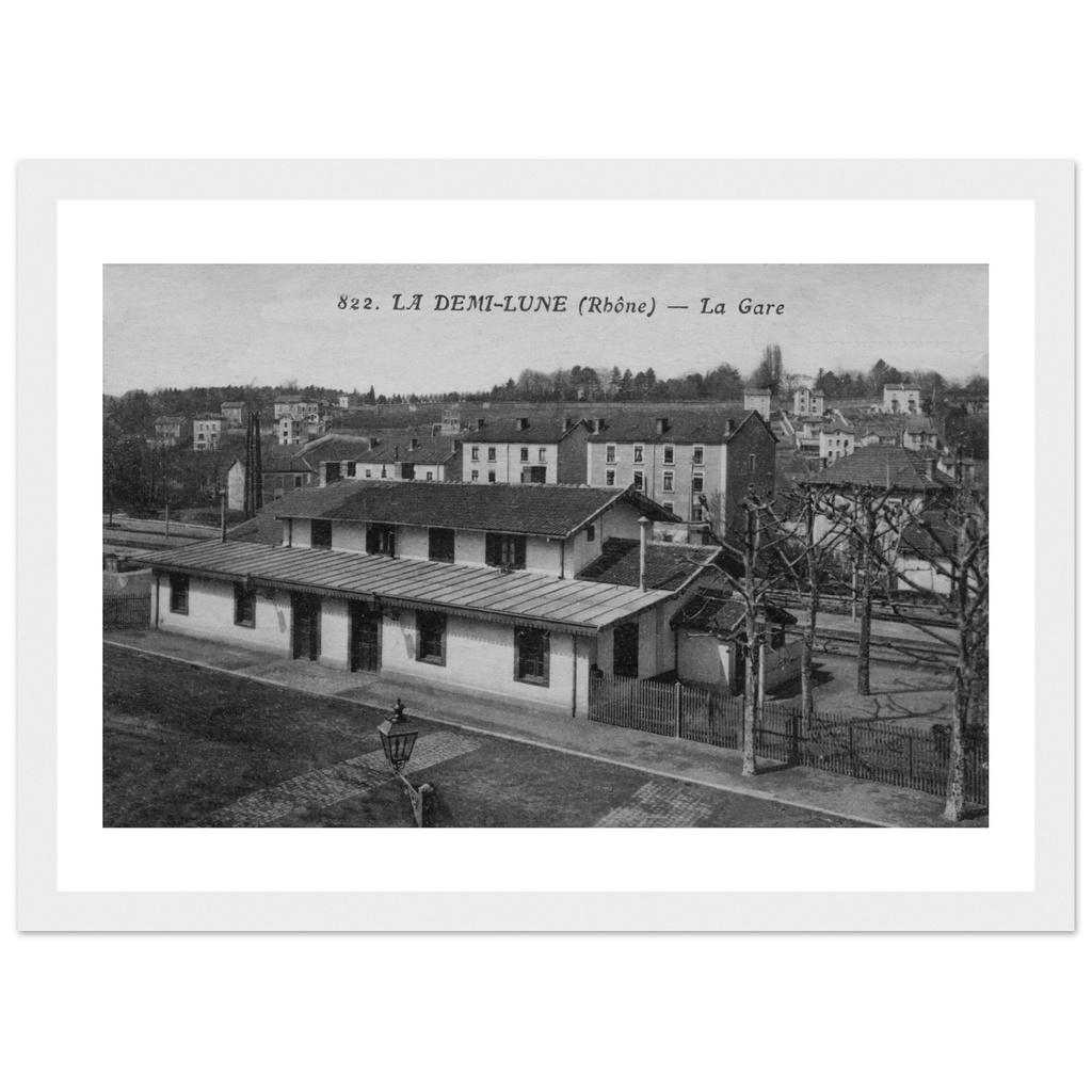 Demi Lune - Rhone - La Gare