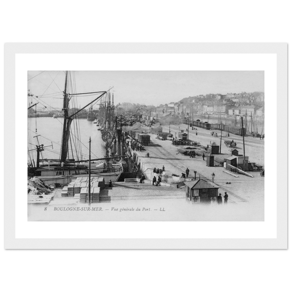 Boulogne sur Mer - Vue generale du port