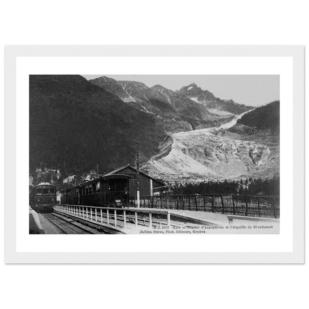 Chamonix-Mont-Blanc - La Gare et glacier d'Argentière et l'Aiguille du Chardonnet
