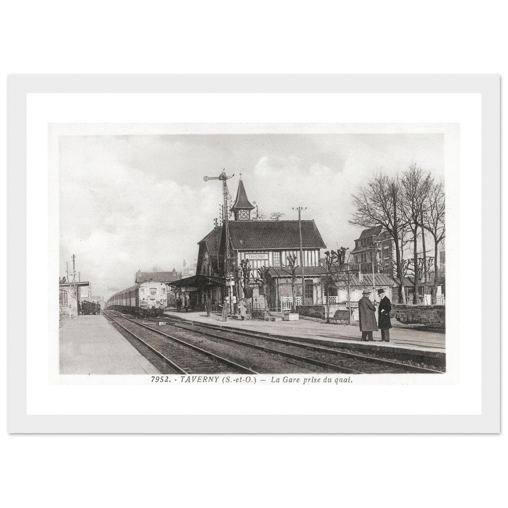 Taverny - La gare prise du quai