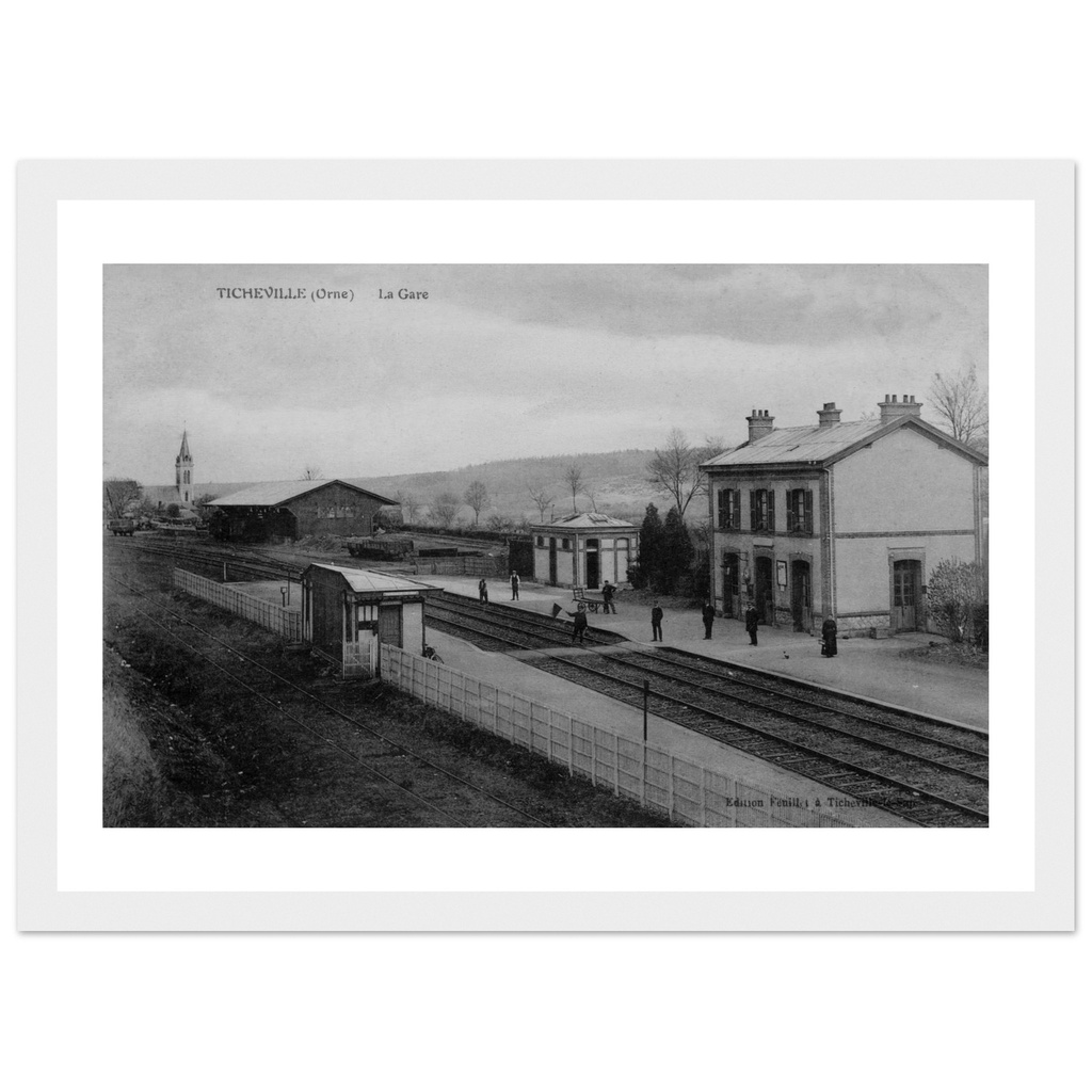Ticheville - La Gare