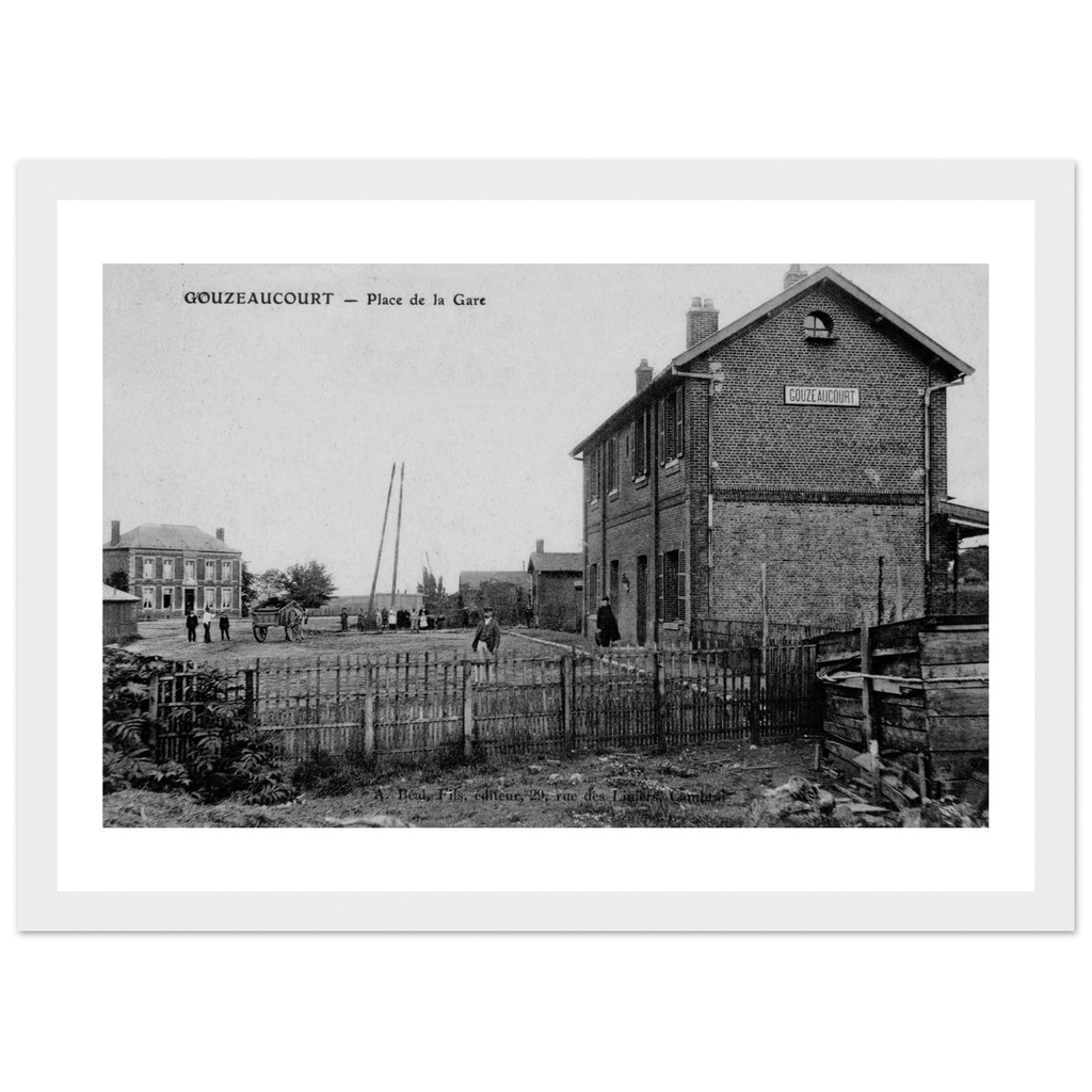 Gouzeaucourt - Place de la Gare