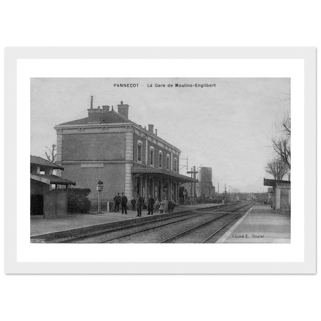 Pannecot - Nievre - Bourgogne - France la Gare de Moulin en gilbert