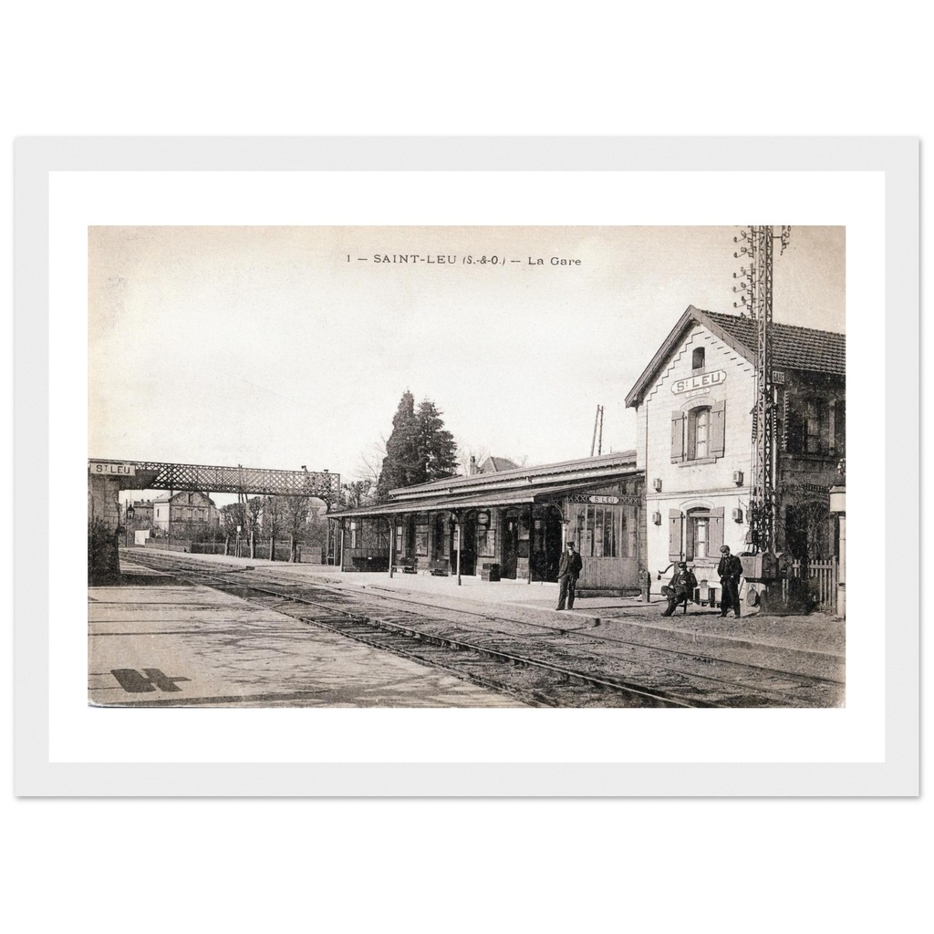 Saint-Leu (S et O) - La Gare