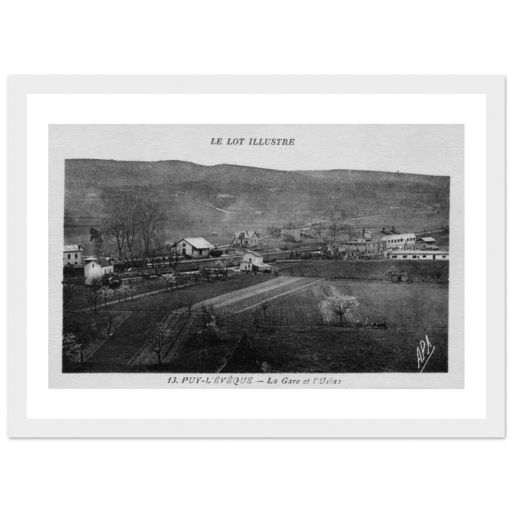 Puy l'Eveque - Lot - Midi Pyrenees -France  La Gare Maritime