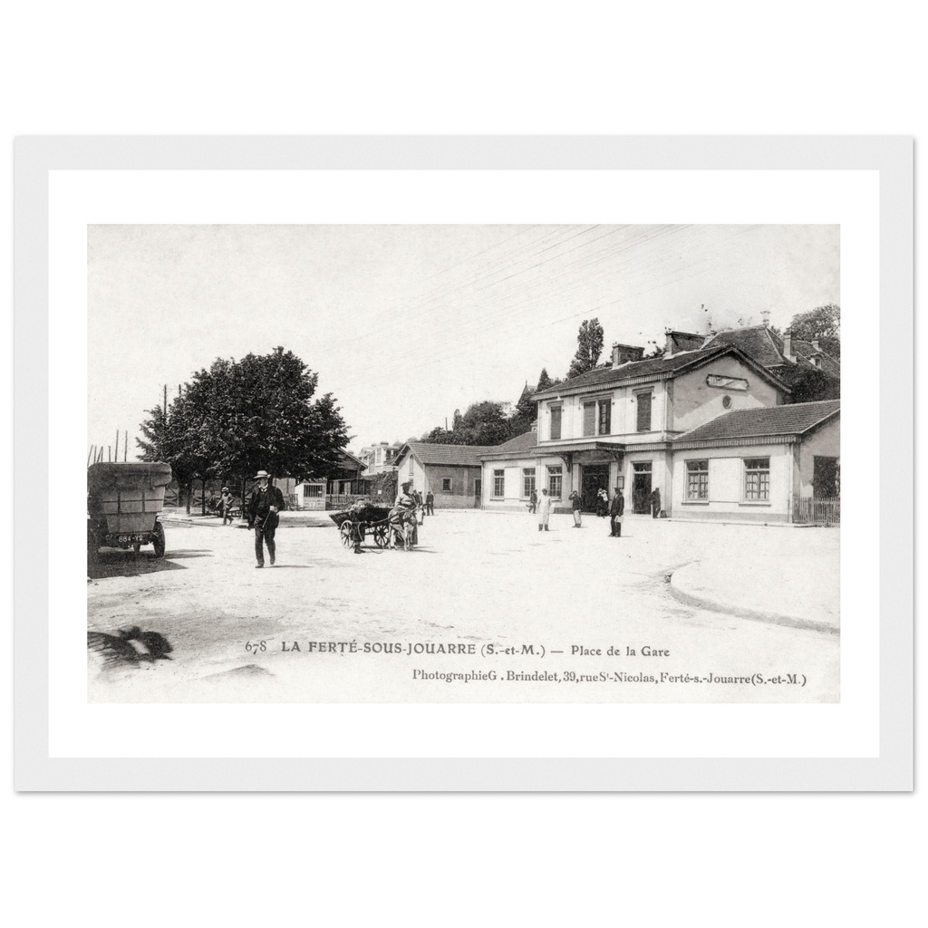 La Ferté-sous-Jouarre - Place de la gare