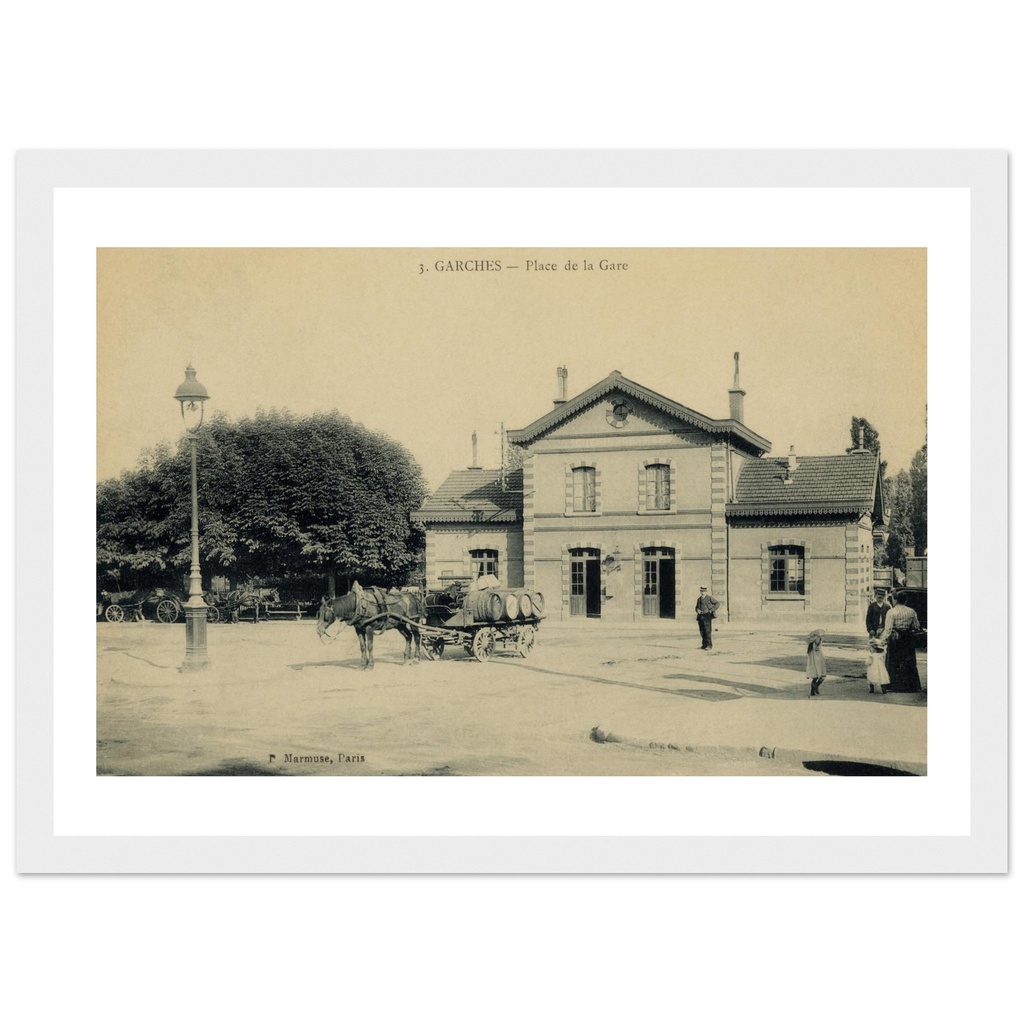 Garches - place de la Gare