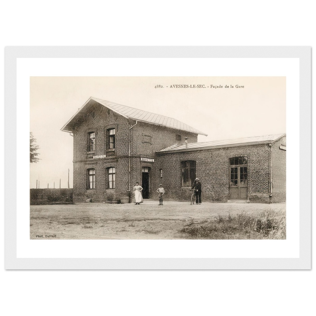 Avesnes-le-Sec - Faade de la Gare