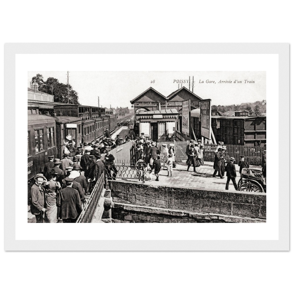 Poissy - la gare , arriveee d'un train